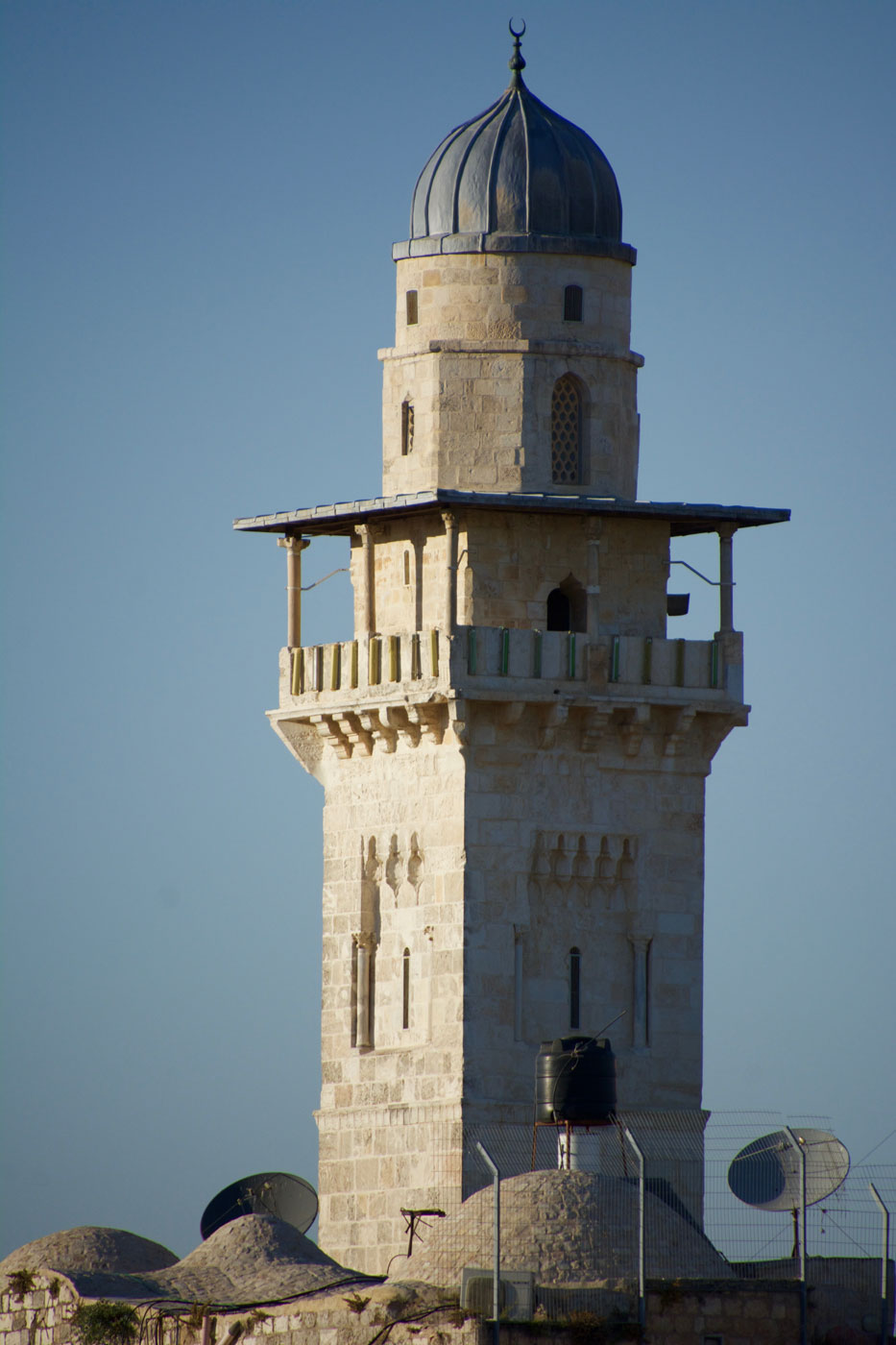 Bab al Silsila minaret in Jerusalem's Old City - Vegan Travel