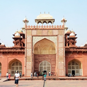 akbars-mausoleum-at-sikandra