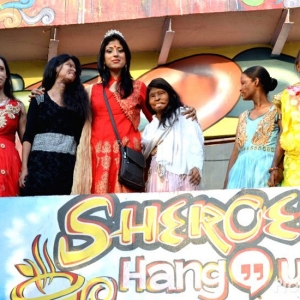 sheroes-hangout